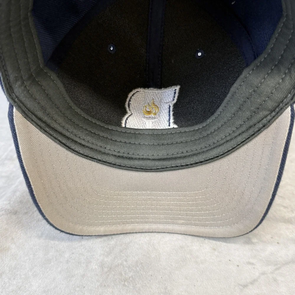 B Torch Logo Hat Cap‎ Fitted Mens 7 5/8 Blue Baseball Style Nike Dri Fit